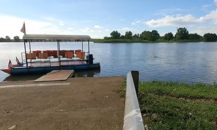 Danau Cibeureum: Keindahan Alami di Tengah Rute Lokasi yang Menakjubkan dan Aktivitas Seru